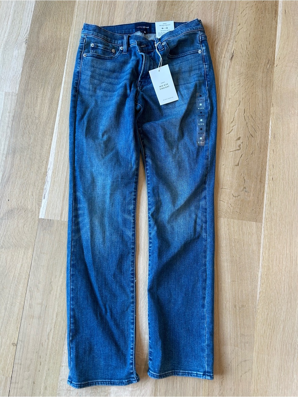 NWT Lucky Brand Women’s Sweet Mid Rise Straight Jeans